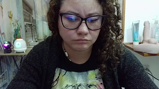 Chat +18 de curly_greeneyed ao vivo