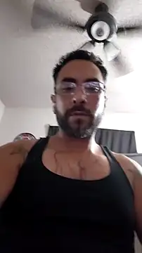 Forbidden_daddy élő XXX-chatje