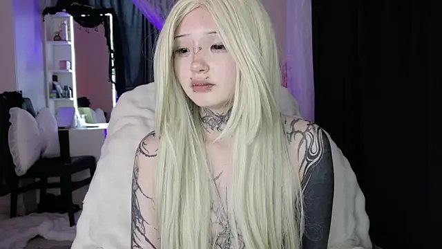 XXX chat uživo modela Lein_Bone