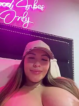 XXX chat uživo modela sexyyykloee