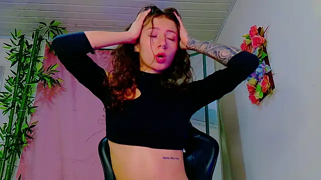دردشة scarlet-jonesx الجنسية المباشرة