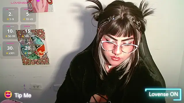 Divinejewel69: онлайн-секс-чат