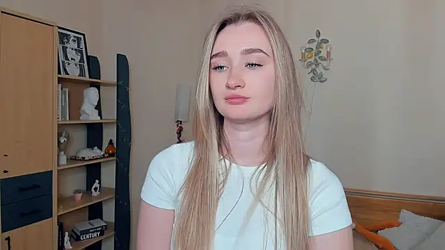 VioletteClaire Adlı Modelin Canlı XXX Sohbeti