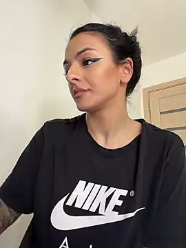 Chat XXX en directo de NNNoire