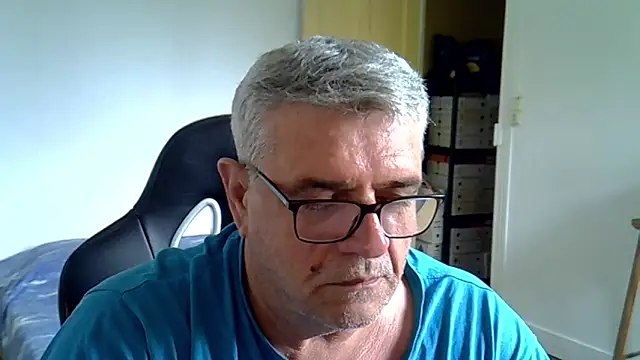 دردشة Laurent_oldmen الجنسية المباشرة