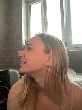 RollDollsi Webcamshow