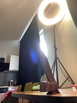 DriveThruCiri webcam show