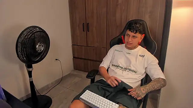 Jake_simons 现场XXX聊天