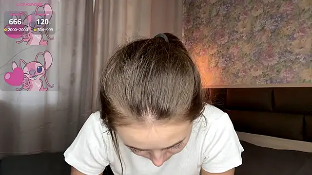 XXX chat uživo modela LoraDavi