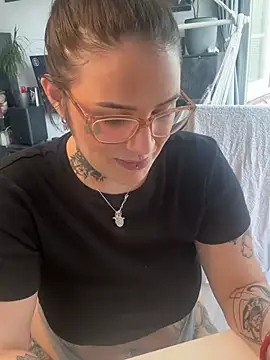 NyxTattoo লাইভ XXX চ্যাট