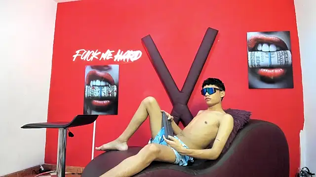 แชท XXX สดของ HORNY_PRETTY