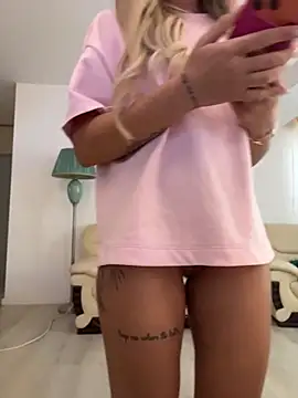 Chat +18 de BarbieDoll13 ao vivo