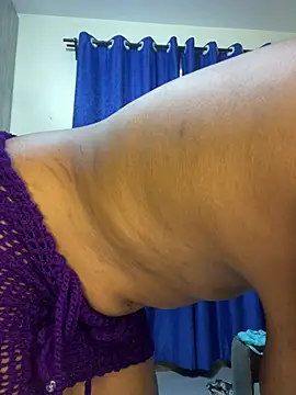 bigbooobs3's Webcam Show