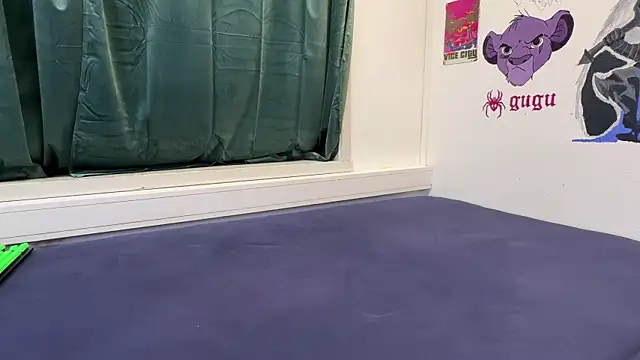 XXX chat uživo modela killa2053