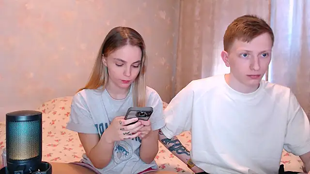 Pokazy przed kamerką – juliaanddima
