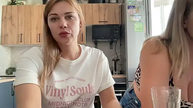 Moniraya webcam show