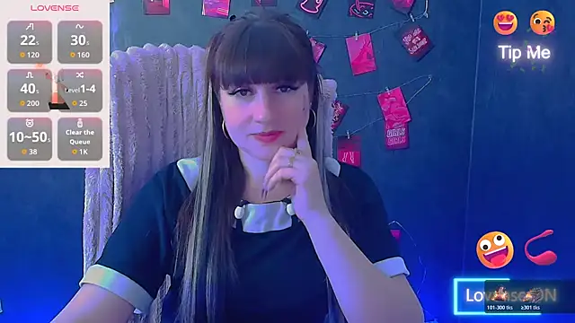 Violla_My Adlı Modelin Canlı XXX Sohbeti