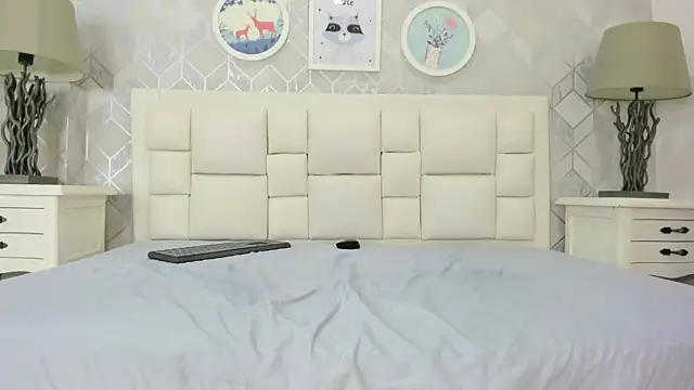 naia_cox live XXX chat