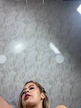 Chat +18 de Nikitherose ao vivo