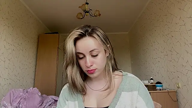 SpringSummers' Live XXX Chat