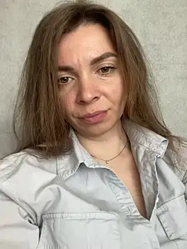Luna2547 Chat XXX in diretta