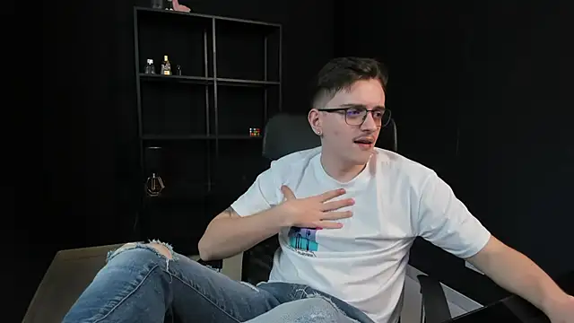 FelixStarkk 在線直播表演