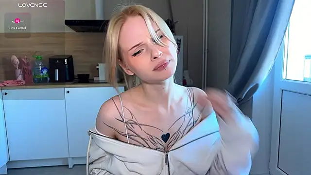 lisa_barbie's Live XXX Chat