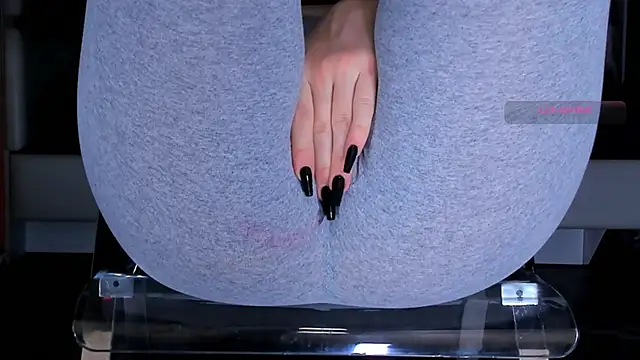 Онлайн чат XXX Cameltoe_squirt_inPants