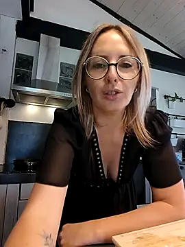 Jade_Emeraud: απευθείας συνομιλία ΧΧΧ