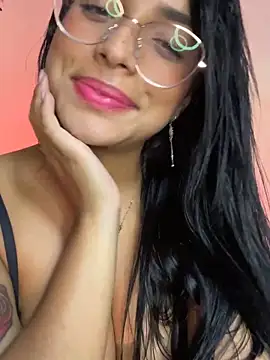 Linda_Saenz_ Live XXX-Chat