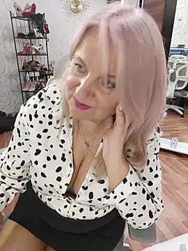 Živý XXX chat AvrilMillers