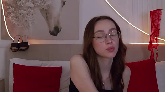 Emily_Simon: онлайн-секс-чат