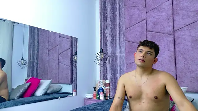عرض كام DaveJonesz