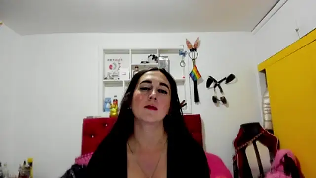 Sweet-Suck69 webcam show