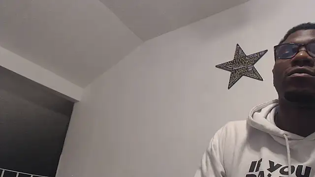 Fireladozai's Webcam Show