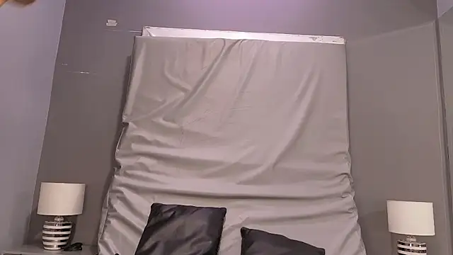 HatsaJones live XXX chat