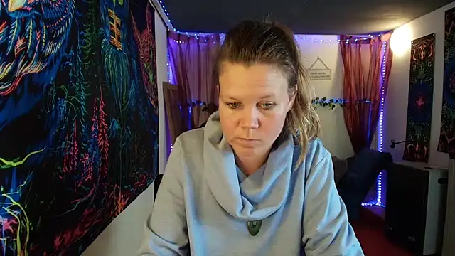 CallMeMarian Webbikameraesitys
