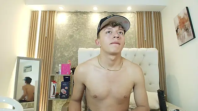 NicoKnight élő XXX-chatje