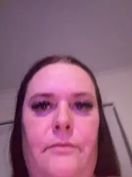 Živý XXX chat carinabro10
