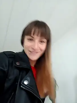 Cristina02's Live XXX Chat