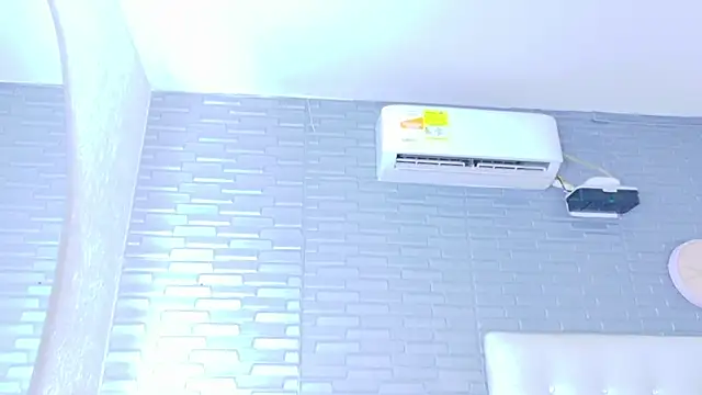 Show webcam de pervert_shydoll1