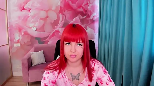 LuxSiren Live XXX Chat