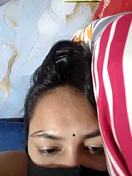 sanu_07 Adlı Modelin Canlı XXX Sohbeti