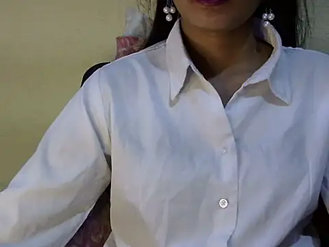 Shab_M Adlı Modelin Canlı XXX Sohbeti