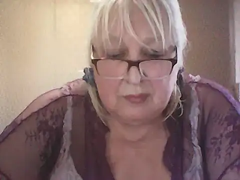 Alexia64231's Live XXX Chat