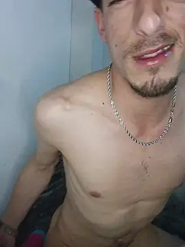 Meliodas97xxx's Live XXX Chat