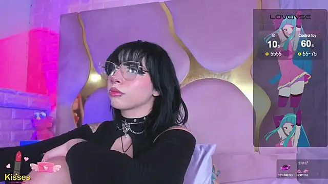 NaniiSisy Chat XXX live