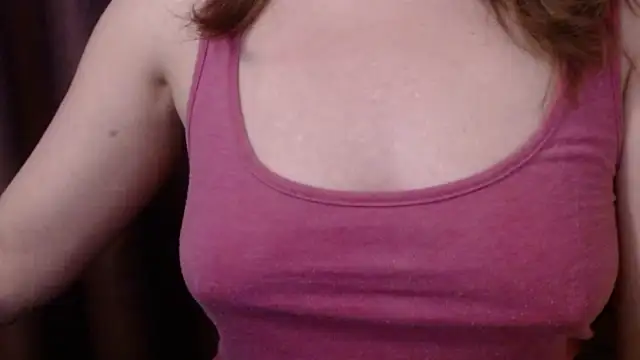 Lara202222's Live Chat Room