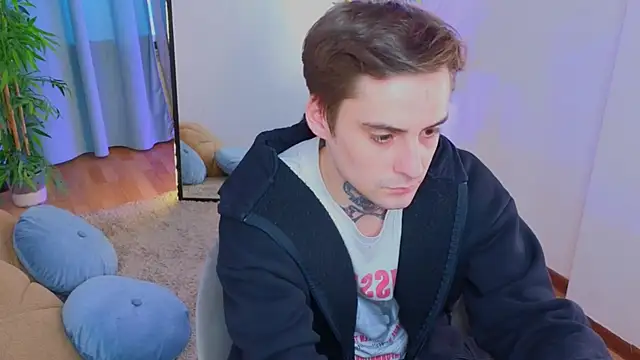 drillfi11 Live XXX Chat