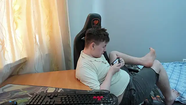 iliaskrislove live XXX chat